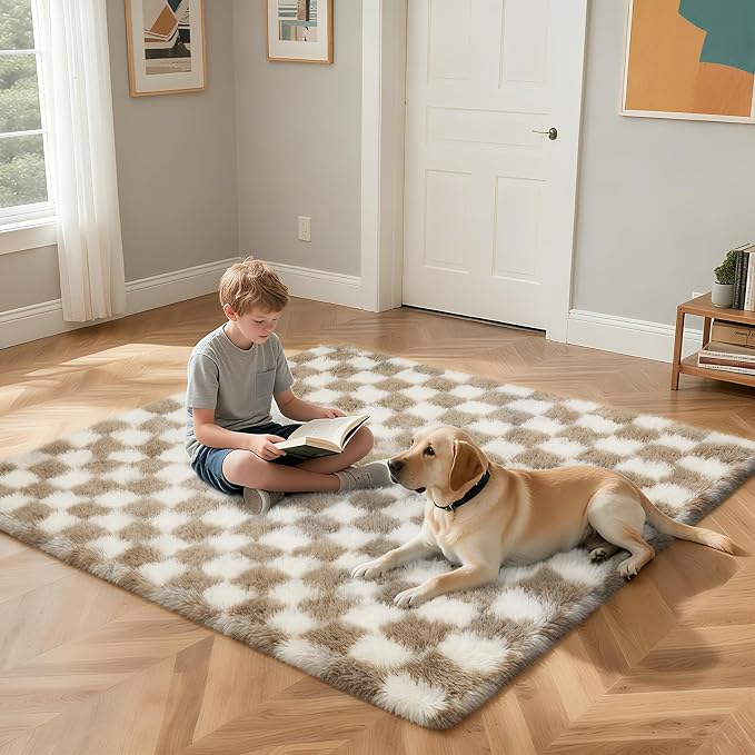 Checkered Rug for Bedroom, 5x8 Beige and White Area Rugs, Classic Checkered - Image 4