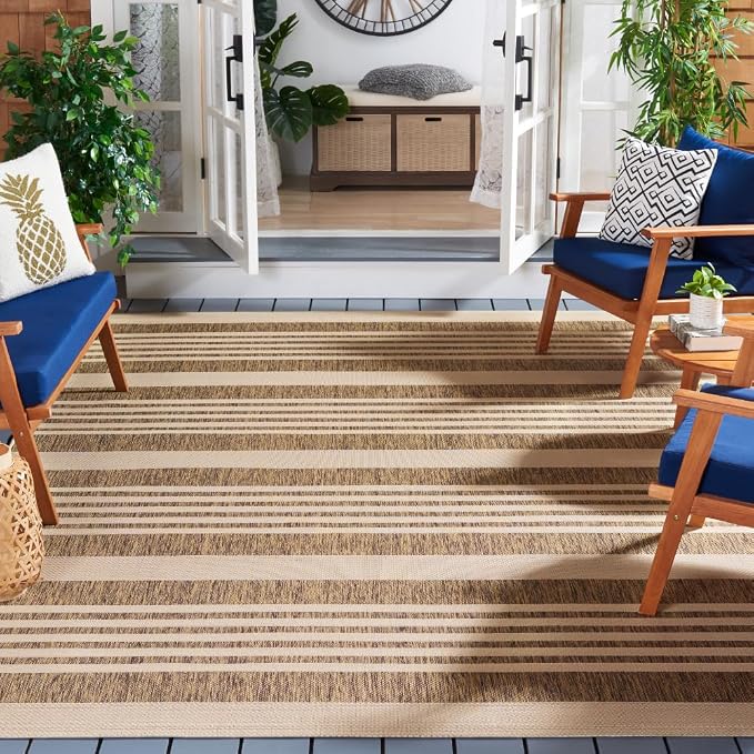 SAFAVIEH Washable Rug Outdoor Courtyard Collection by Unknown