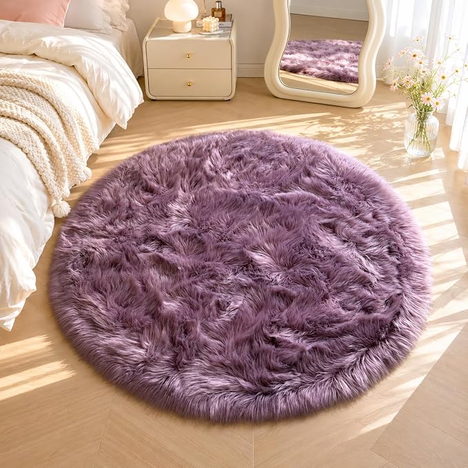 EasyJoy Faux Sheepskin Rug, Fluffy Faux Fur Rug, Ultra Soft Shag Area Rug - Image 4