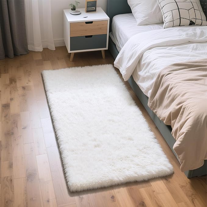 Fluffy Rug Shag Area Rug, Small Bedside Rug, Soft Fluffy Shag Entryway Throw by Yongyangjuxi