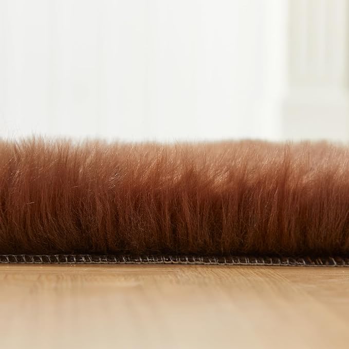 EasyJoy Faux Sheepskin Rug, Fluffy Faux Fur Rug, Ultra Soft Shag Area Rug - Image 7