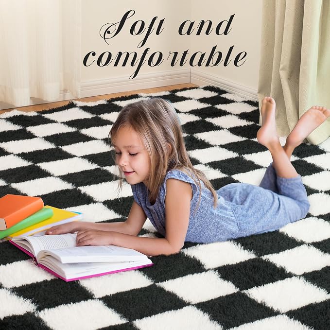 Super Soft Rug for Bedroom, 5x7 Ft Black and White Area Rug Classic Checkered - Image 5