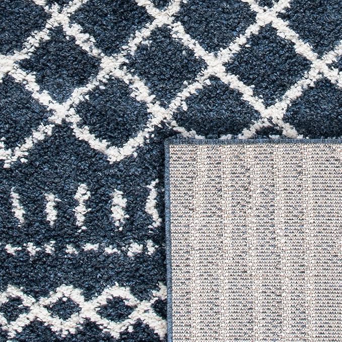 SAFAVIEH Area Rug 4x6 - Image 8