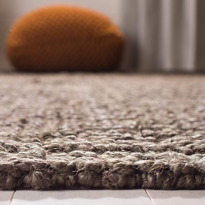SAFAVIEH Area Rug 5x8 - Image 8