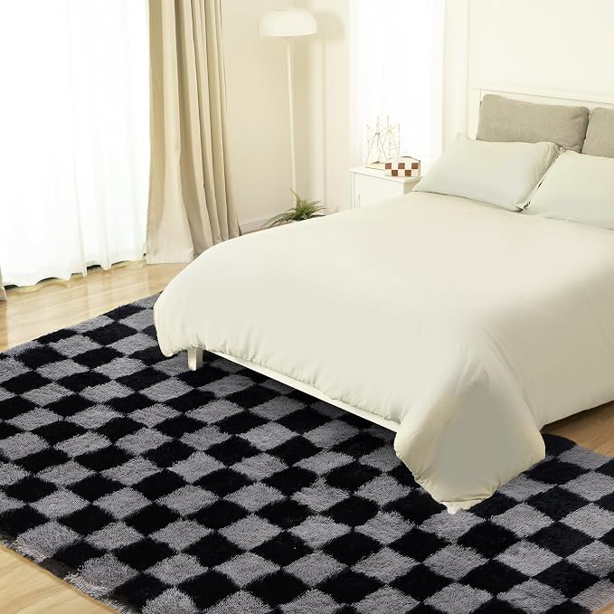 Super Soft Rug for Bedroom, 4x6 Ft Grey and Black Area Rug Classic Checkered - Image 5