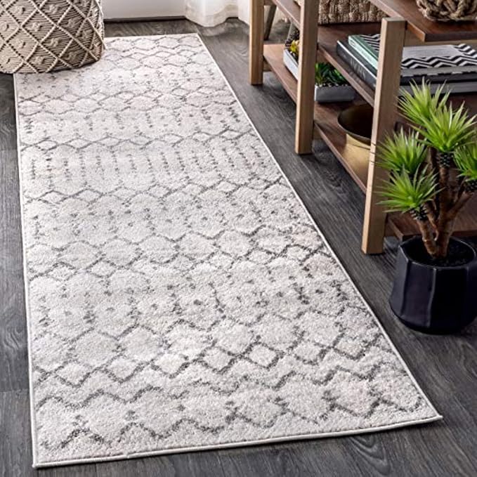 JONATHAN Y Boho Vintage Diamond Cream/Gray Runner Rug 2X8 ft, Moroccan Hype by JONATHANY