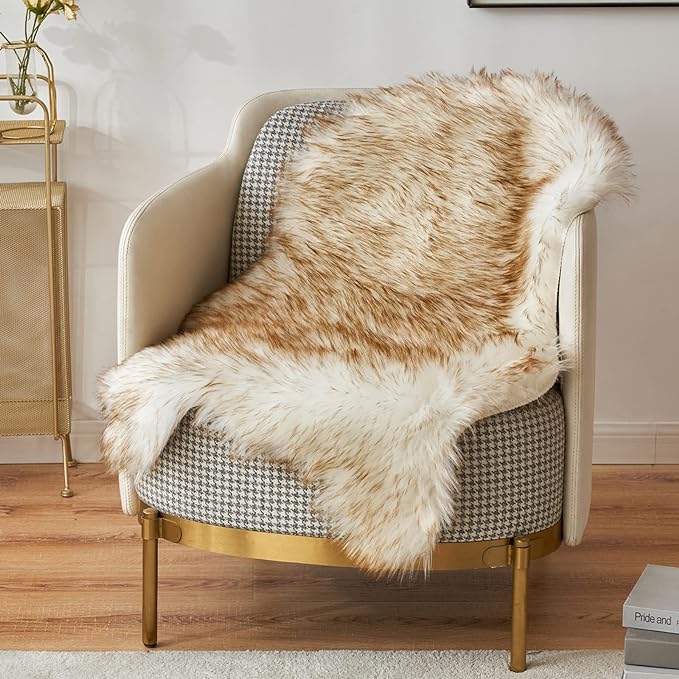 MIULEE Faux Fur Sheepskin Rug, Luxury Fluffy Area Rugs by MIULEE