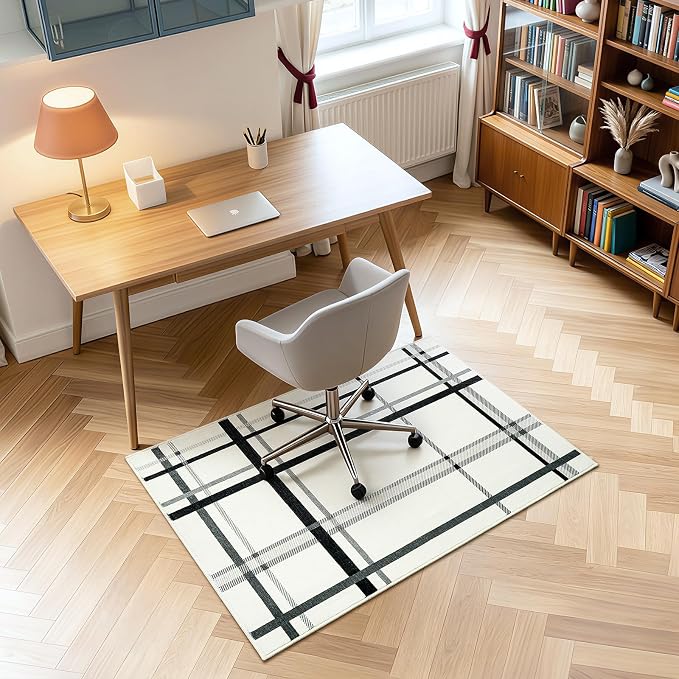 Terrug Plaid Area Rug for Entryway, Soft Low Pile Abstract Carpet for Home - Image 2
