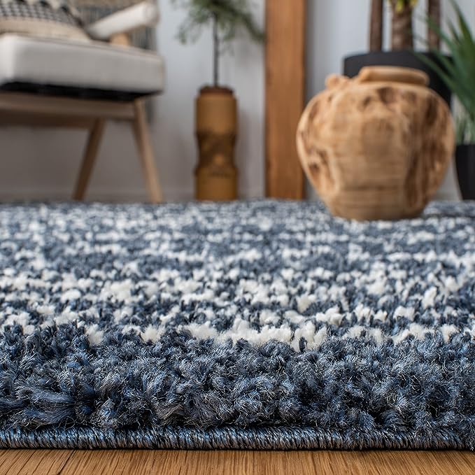 SAFAVIEH Area Rug 4x6 - Image 5