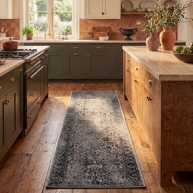 SAFAVIEH Adirondack Collection Runner Rug by Unknown