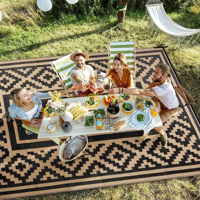 Outdoor Patio Plastic Straw Rug - Image 2