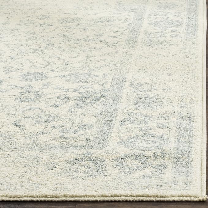 SAFAVIEH Area Rug 6x9 - Image 4
