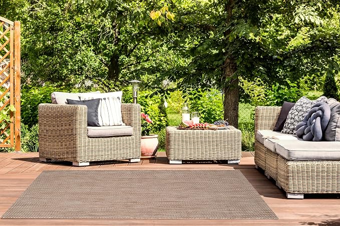 SAFAVIEH Washable Rug Outdoor Courtyard Collection - Image 7