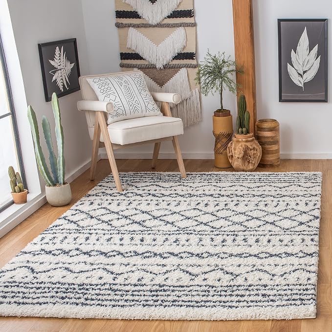 SAFAVIEH Area Rug 4x6 by Unknown