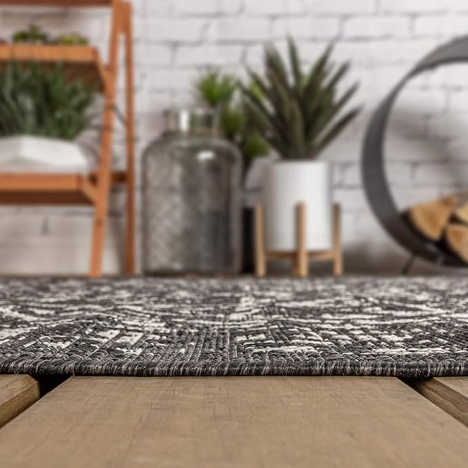 JONATHAN Y Boho Medallion Indoor Outdoor Round Area Rug 4 Ft Black/Gray - Image 6