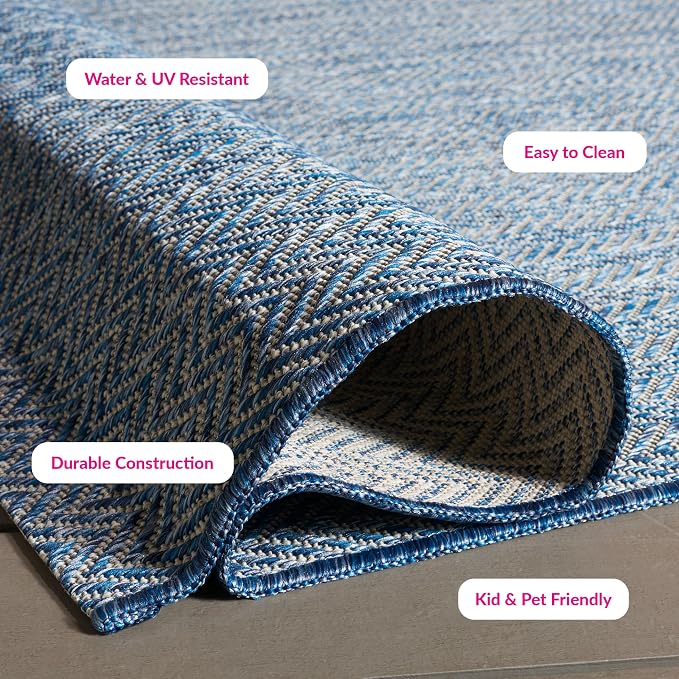 SAFAVIEH Outdoor Square Rug 6'7" - Image 3
