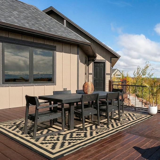 Outdoor Patio Plastic Straw Rug - Image 2