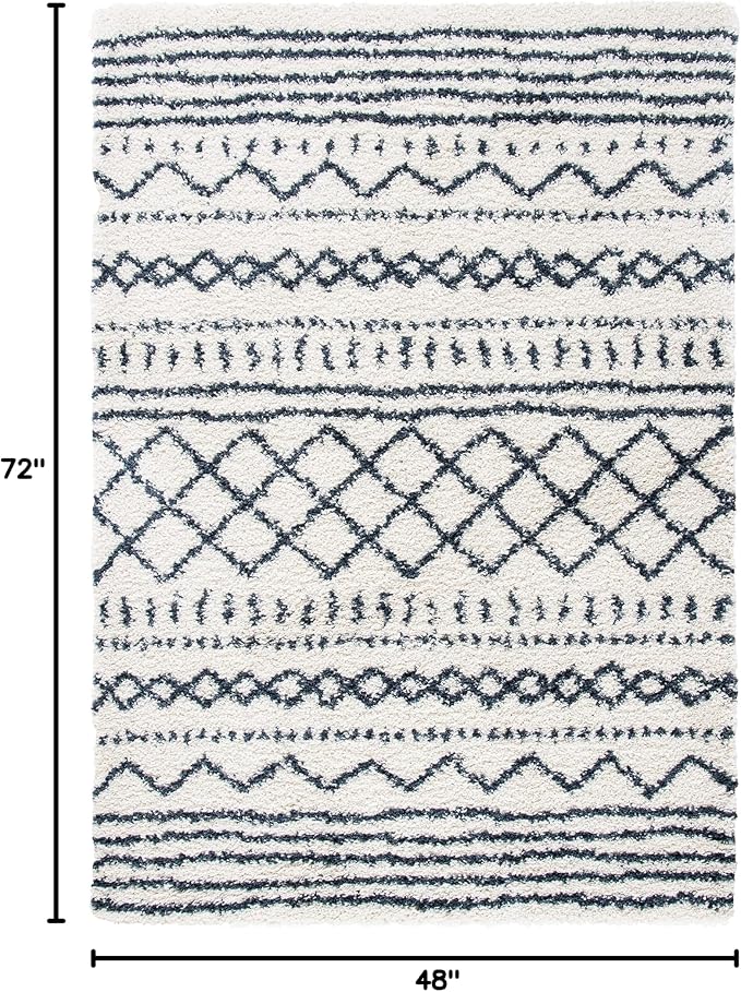 SAFAVIEH Area Rug 4x6 - Image 2