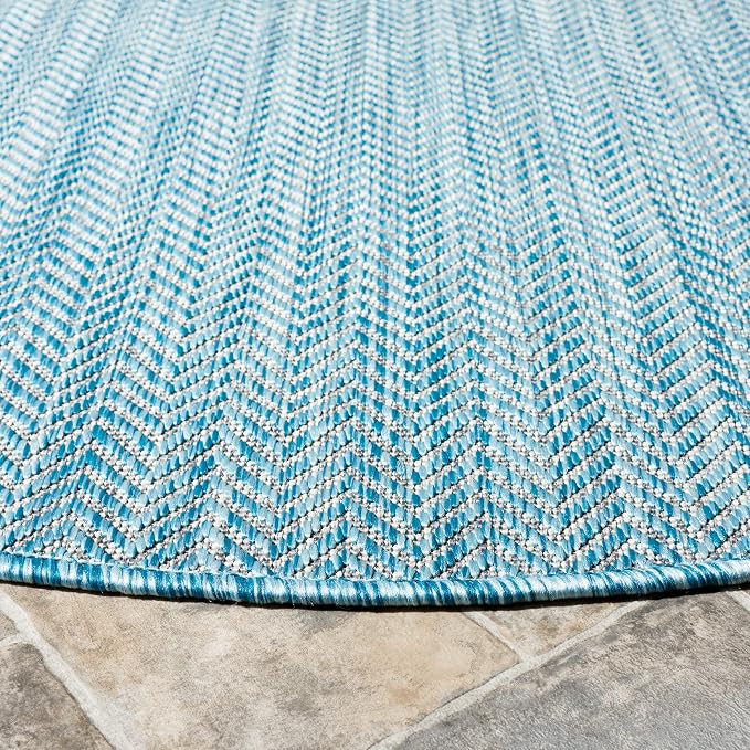 SAFAVIEH Outdoor Round Rug 6'7" - Image 3