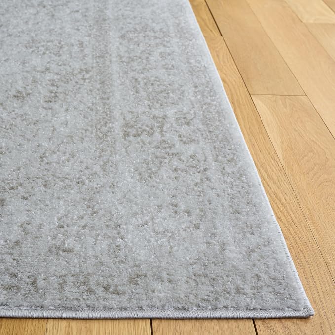 SAFAVIEH Runner Rug 2'6"x8' - Image 3
