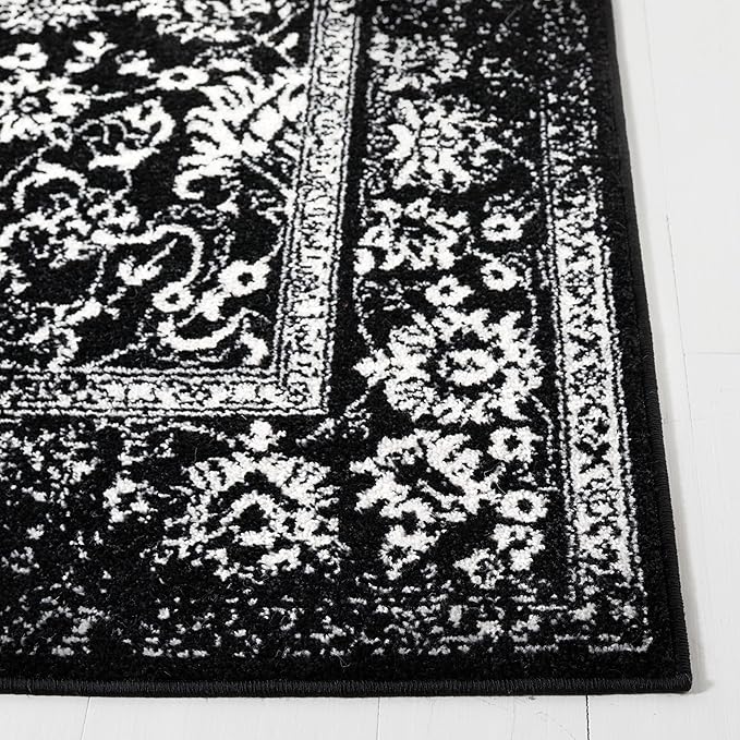SAFAVIEH Area Rug 8x10 - Image 4