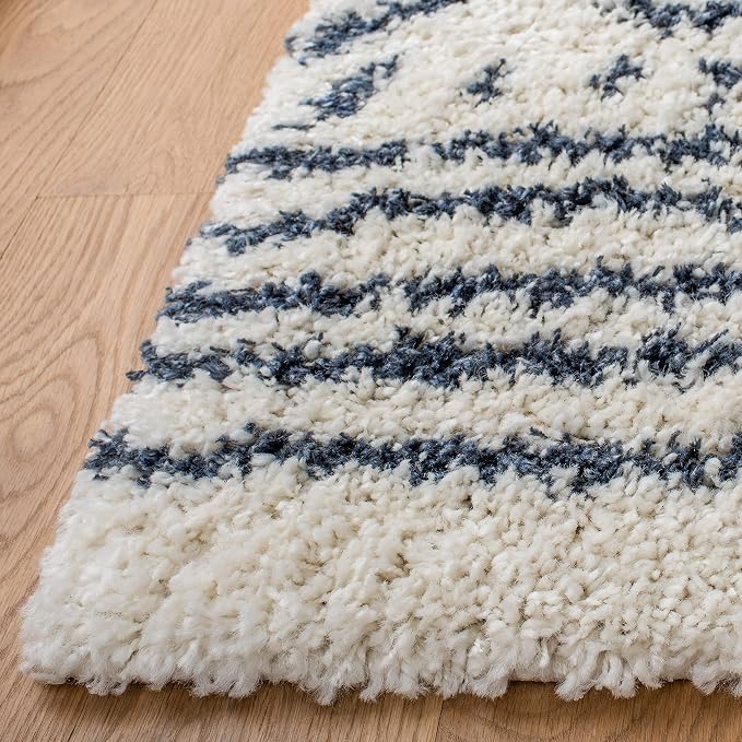 SAFAVIEH Area Rug 6x8 - Image 10