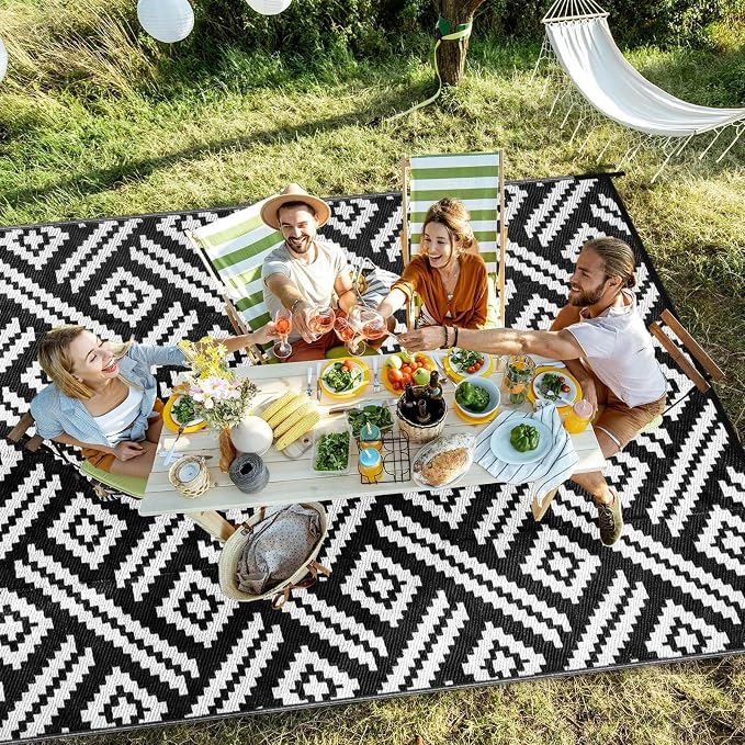 Outdoor Patio Plastic Straw Rug - Image 2