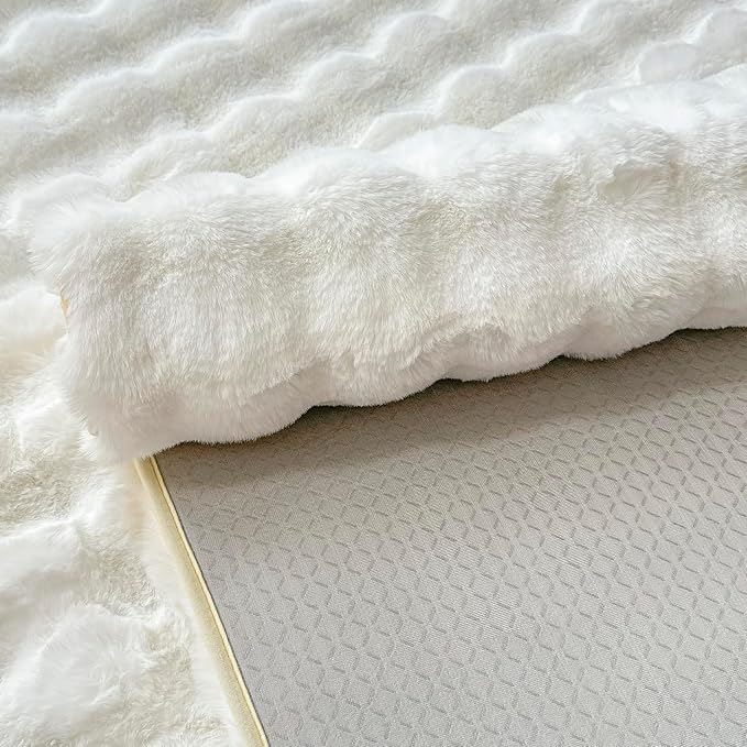 White Rabbit Plush Rug 2'x3', Fluffy Faux Fur Shaggy Area Rug - Image 5
