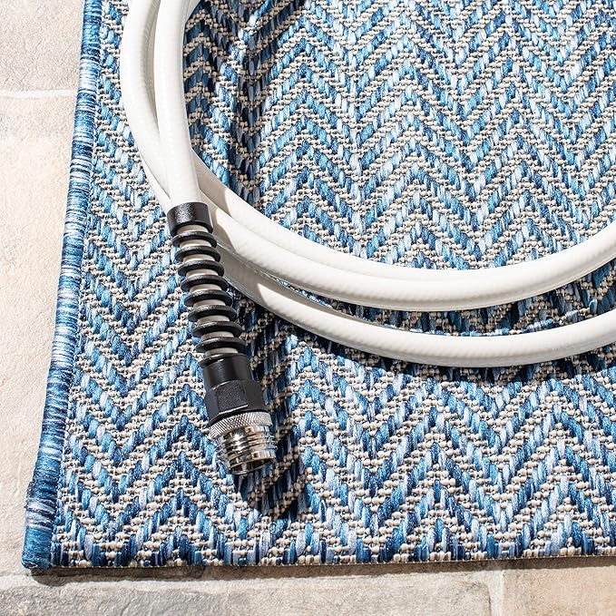 SAFAVIEH Outdoor Runner Rug 2'3"x18' - Image 3