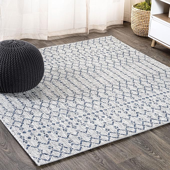 JONATHAN Y Moroccan Geometric Indoor Outdoor Square Area Rug 4X4 Light Gray/Navy by JONATHANY