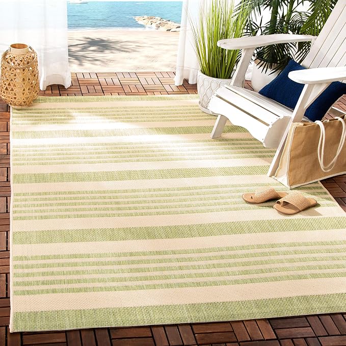 SAFAVIEH Washable Rug Outdoor Courtyard Collection by Unknown