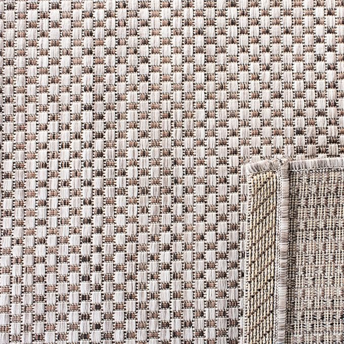 SAFAVIEH Washable Rug Outdoor Courtyard Collection - Image 5