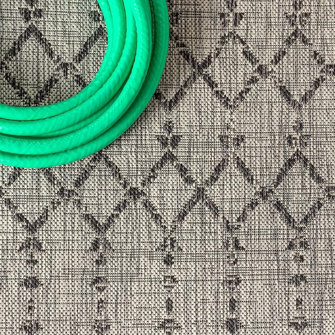 JONATHAN Y Moroccan Geometric Indoor Outdoor Round Area Rug 5 Ft Light - Image 4