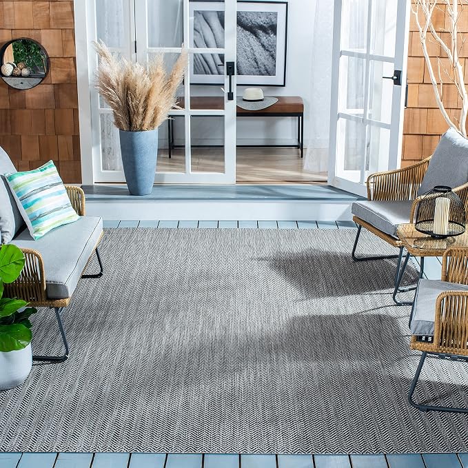 SAFAVIEH Outdoor Square Rug 7'10" - Image 2