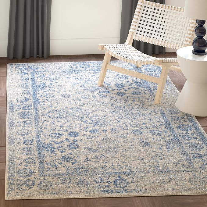 SAFAVIEH Area Rug 4x6 - Image 5