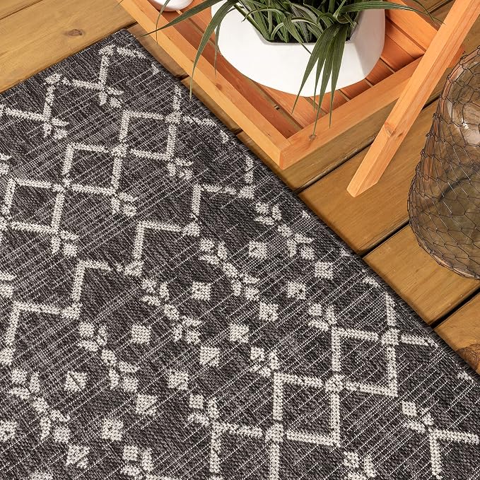 JONATHAN Y Moroccan Geometric Indoor Outdoor Square Area Rug 8X8 Black/Gray - Image 7