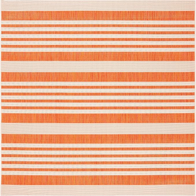 SAFAVIEH Washable Rug Outdoor Courtyard Collection by Unknown