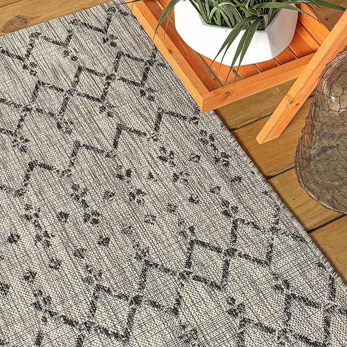 JONATHAN Y Moroccan Geometric Indoor Outdoor Area Rug 3X5 Light Gray/Black - Image 7