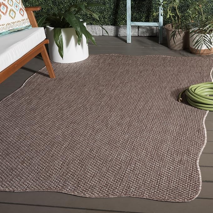 SAFAVIEH Washable Rug Outdoor Courtyard Collection by Unknown