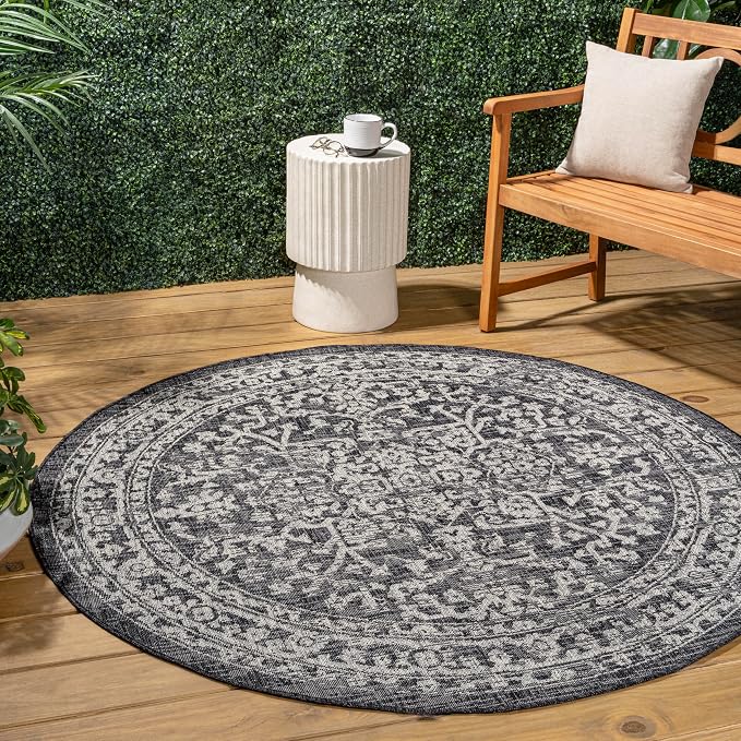 JONATHAN Y Boho Medallion Indoor Outdoor Round Area Rug 9 Ft Black/Gray by JONATHANY