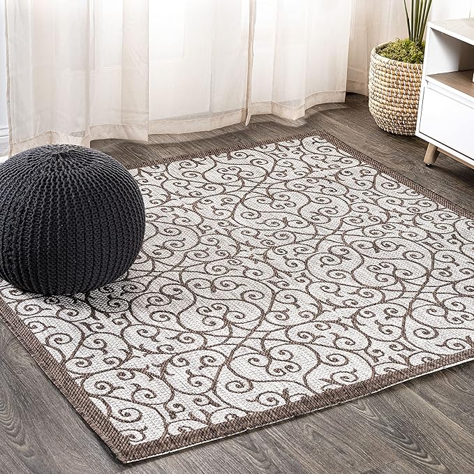 JONATHAN Y Vintage Filigree Indoor Outdoor Square Area Rug 5X5 Taupe/Espresso by JONATHANY