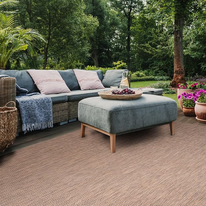 SAFAVIEH Outdoor Area Rug 9x12 - Image 8