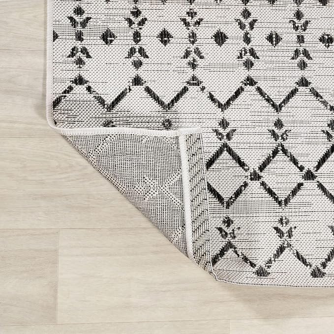 JONATHAN Y Moroccan Geometric Indoor Outdoor Round Area Rug 9 Ft Cream/Black - Image 5