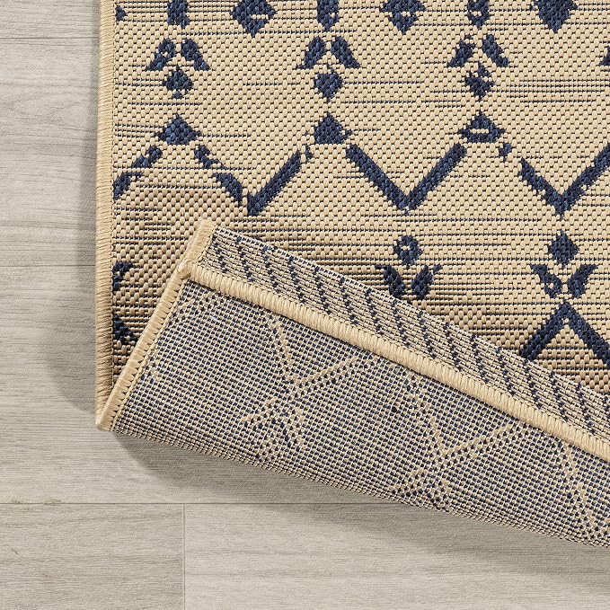 JONATHAN Y Moroccan Geometric Indoor Outdoor Round Area Rug 4 Ft Beige/Navy - Image 4