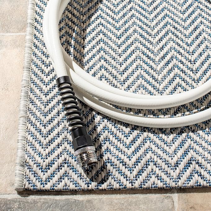 SAFAVIEH Outdoor Square Rug 4' - Image 3