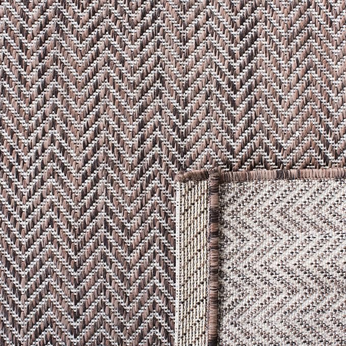 SAFAVIEH Outdoor Area Rug 9x12 - Image 5