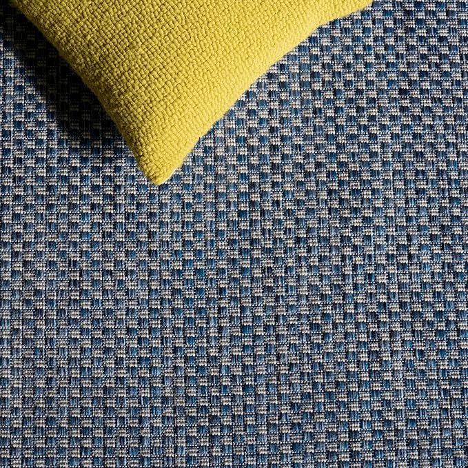 SAFAVIEH Washable Rug Outdoor Courtyard Collection - Image 5