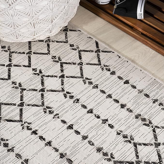 JONATHAN Y Moroccan Geometric Indoor Outdoor Round Area Rug 9 Ft Cream/Black - Image 7
