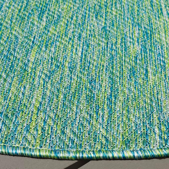SAFAVIEH Washable Rug Outdoor Courtyard Collection - Image 4