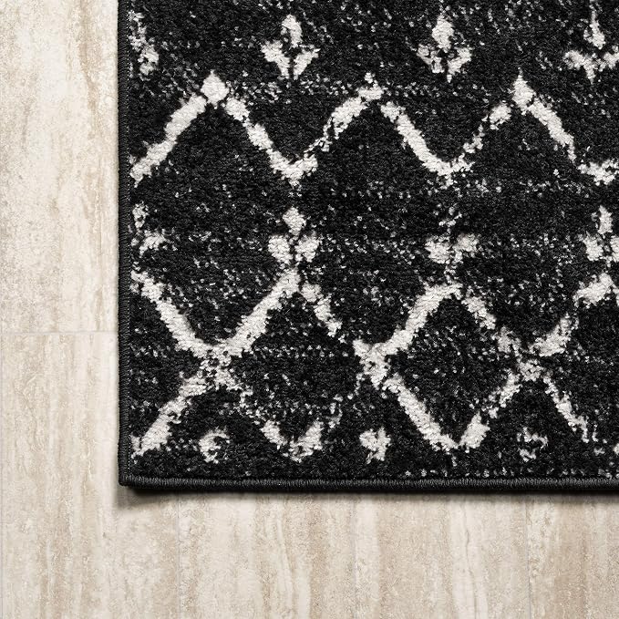 JONATHAN Y Boho Vintage Diamond Black/Ivory Round Area Rug 5 ft, Moroccan Hype - Image 5